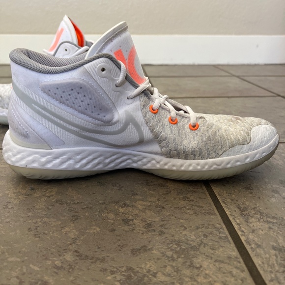 KD Trey 5 main image 4
